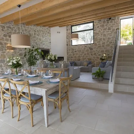 Mas Des Avelines Villa Le Brulat