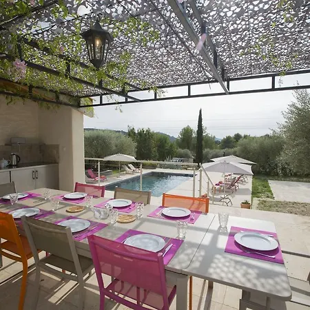 Mas Des Avelines Villa *